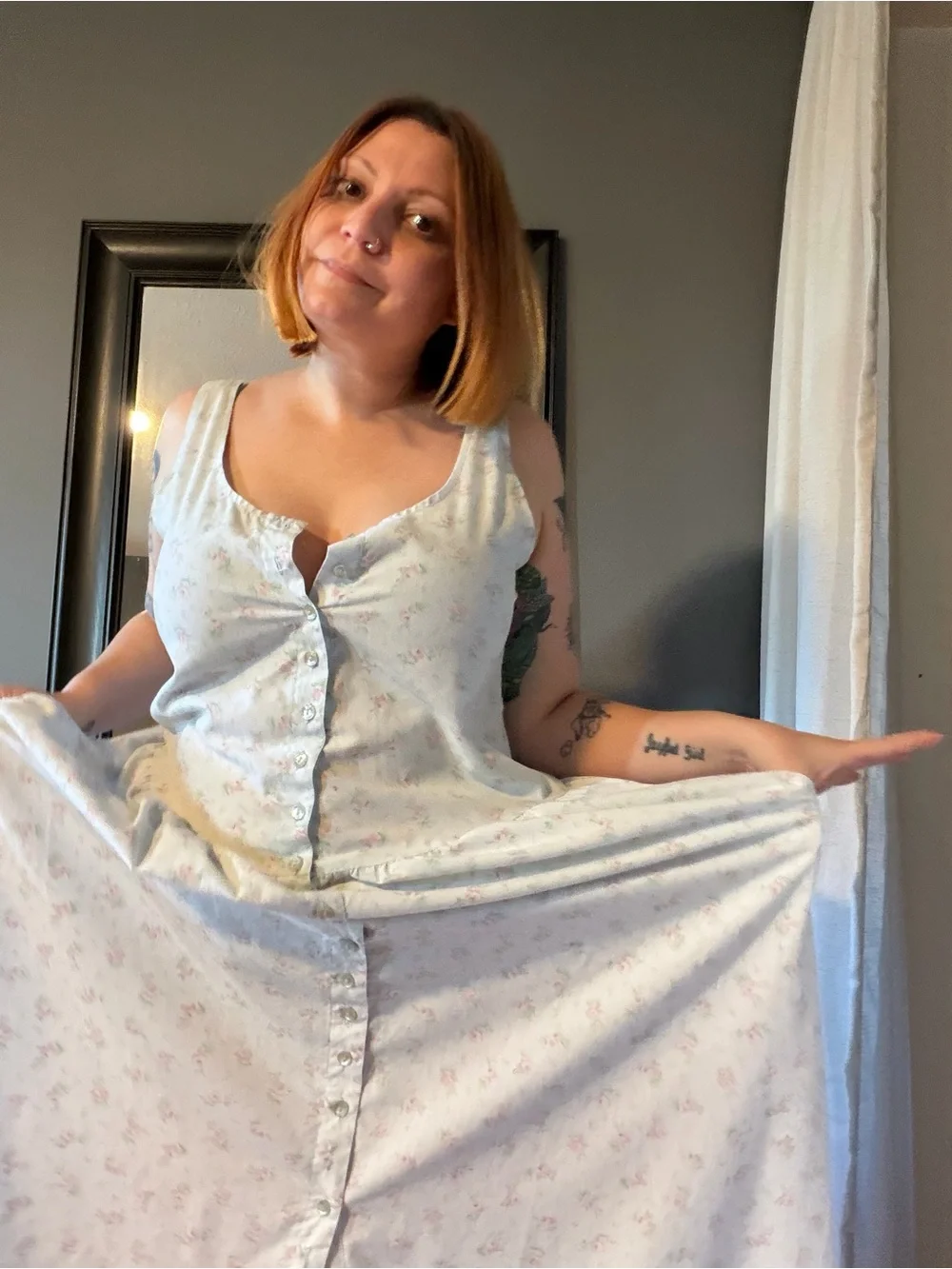 Vintage Bridgerton Style Floral Cotton Button-Front Nightgown - Picture 2 of 5